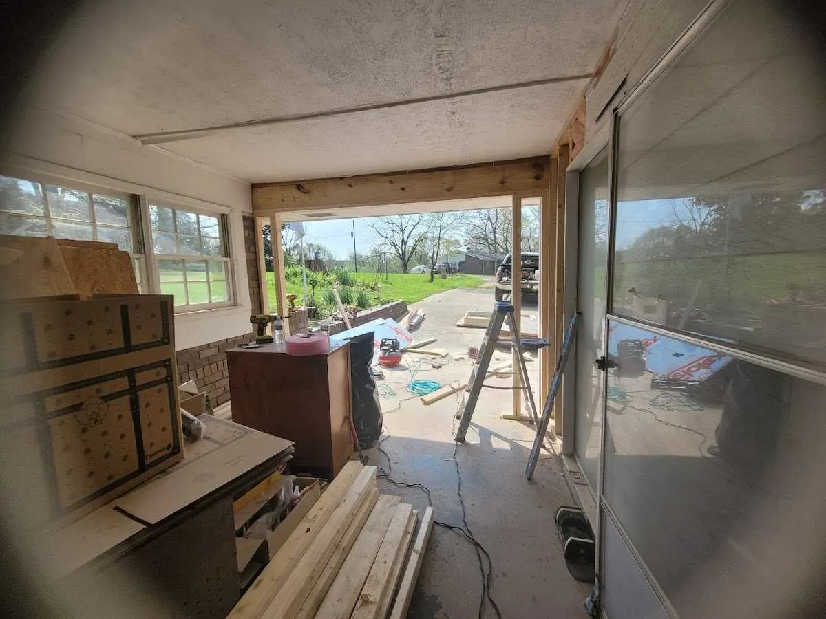 Air movers and dehumidifier for Water Mitigation Services in Stevenson Ranch